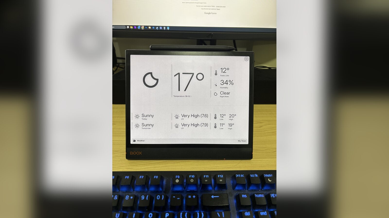 BOOX Noteair 3C running TRMNL
